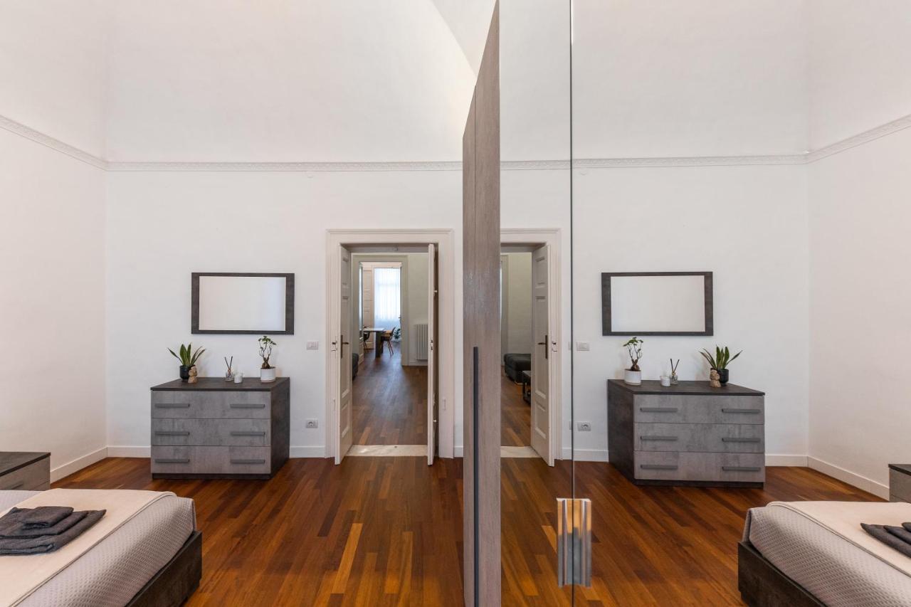 Casa Dei Visionari Apartment Бари Екстериор снимка