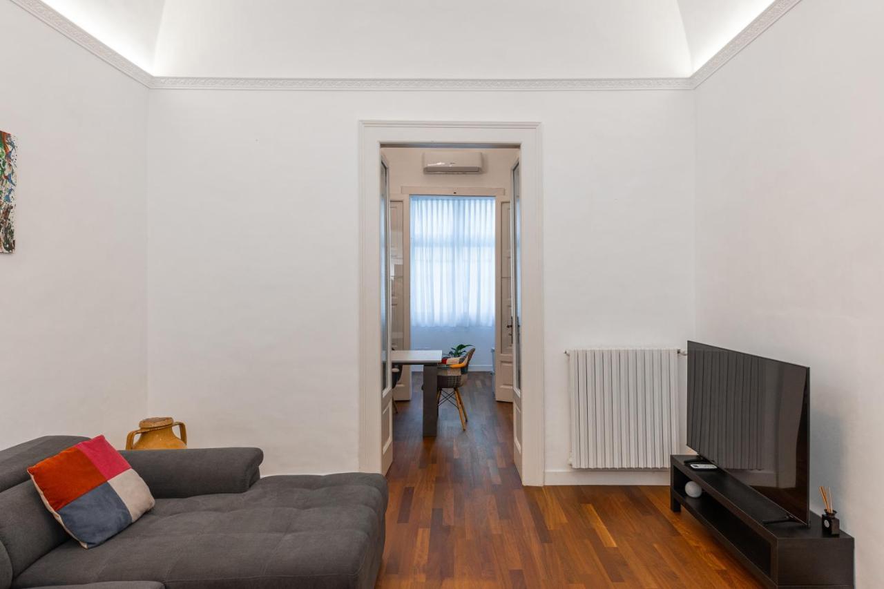 Casa Dei Visionari Apartment Бари Екстериор снимка