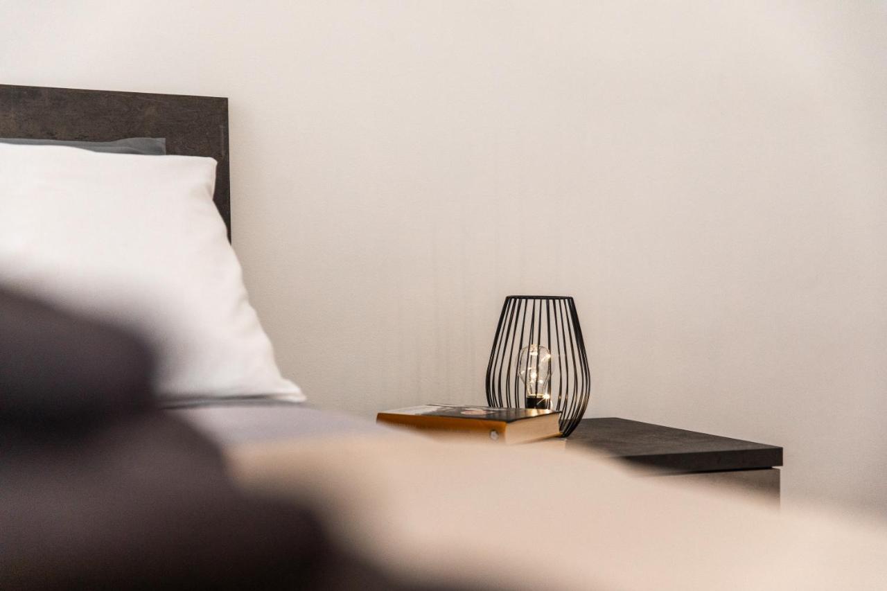 Casa Dei Visionari Apartment Бари Екстериор снимка