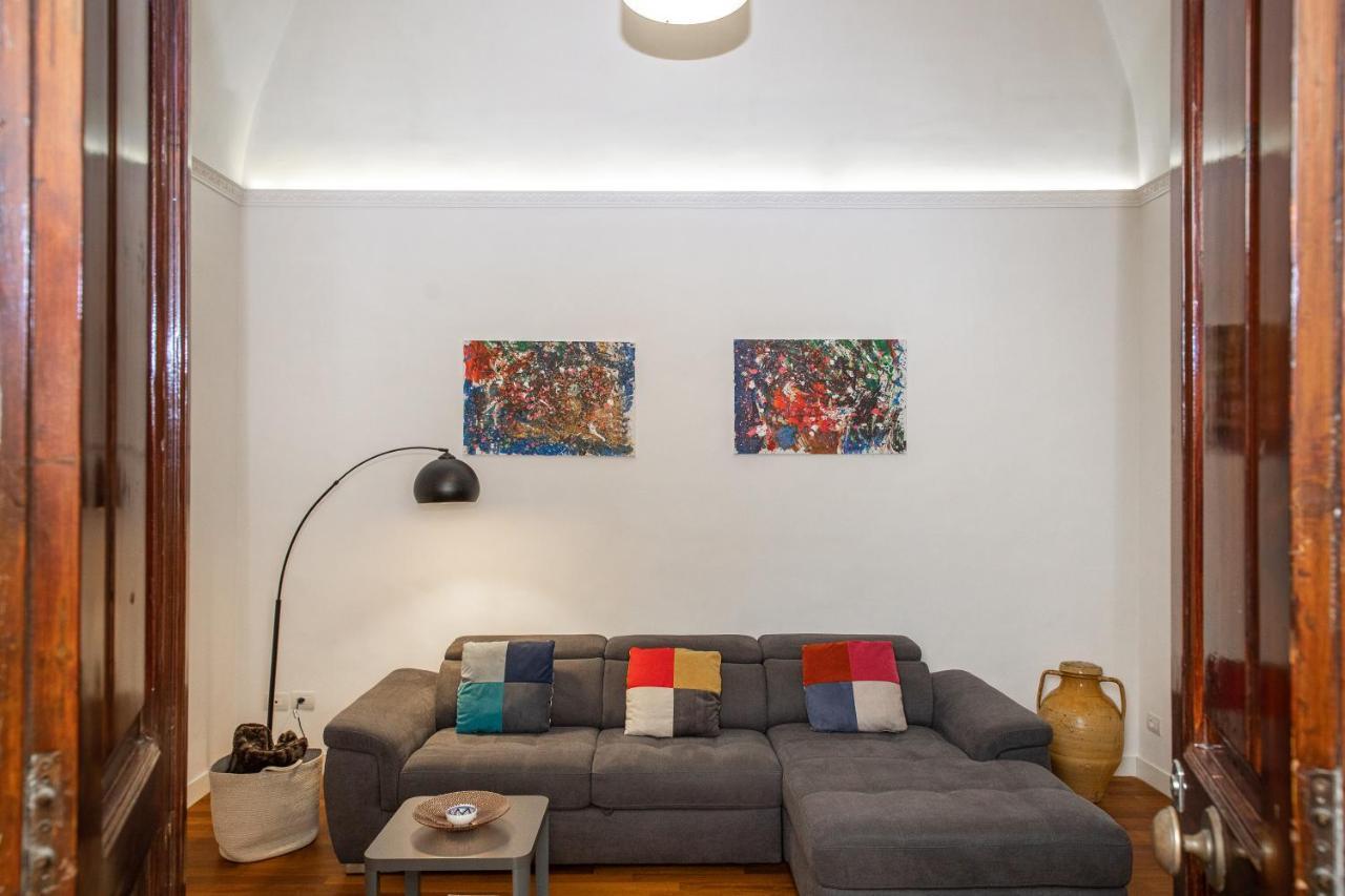 Casa Dei Visionari Apartment Бари Екстериор снимка